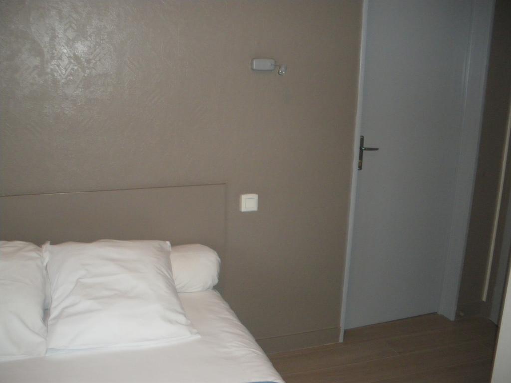 Hotel Du Port Concarneau Dış mekan fotoğraf