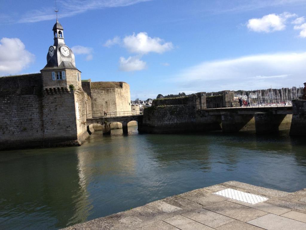 Hotel Du Port Concarneau Dış mekan fotoğraf
